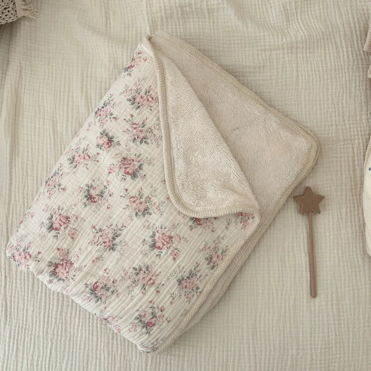 Winter Baby Blanket for Newborn Fleece Cotton Muslin Swaddle Bedding Velvet Stroller Cover New Born Kids Blanket Mother Kids